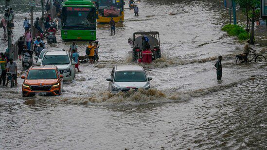 Reason behind delhi floods
